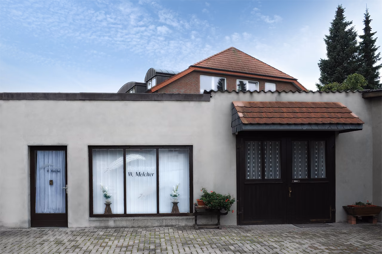 Bestattungshaus Preußisch Oldendorf an der Straße